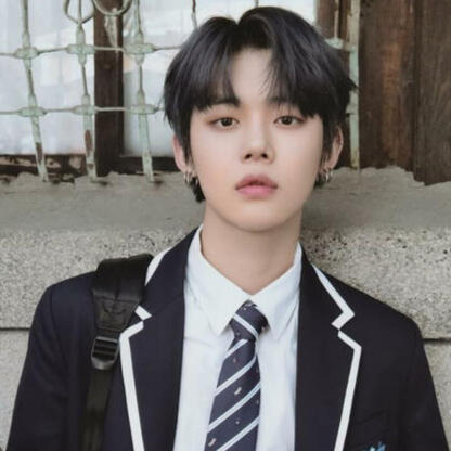 PENGARANG Alvarel Rayyan D